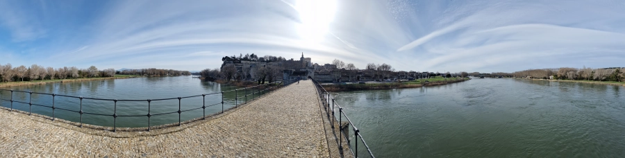 Avignon, 21. 2. 2024. Slika je vidna v Google Chromu