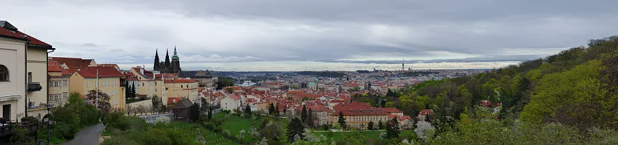 Praga - Razgledna točka Strahov , 17. 4. 2016. Slika je vidna v Google Chromu.