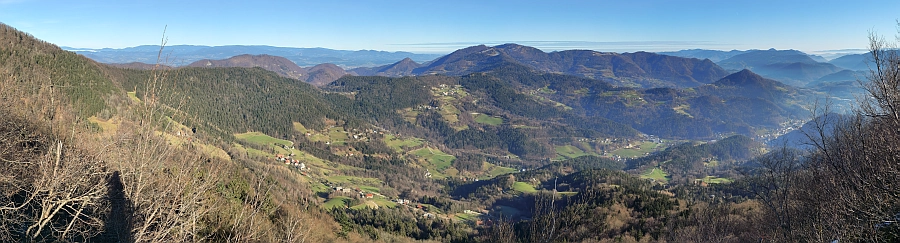 Pogled s Svete planine na Mrzlico, 7. 12. 2024. Slika je vidna v Google Chromu.