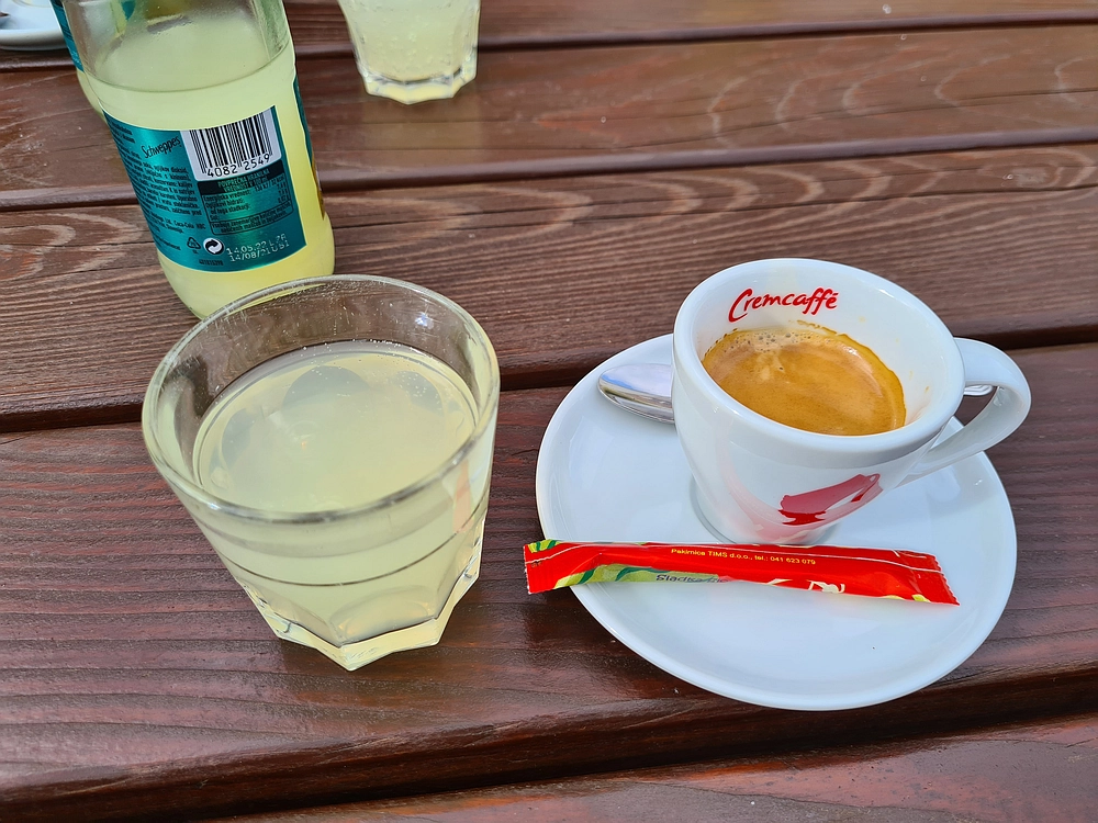 Slika je vidna v Google Chromu.