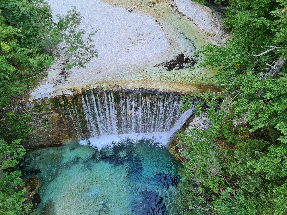 Slika je vidna v Google Chromu.
