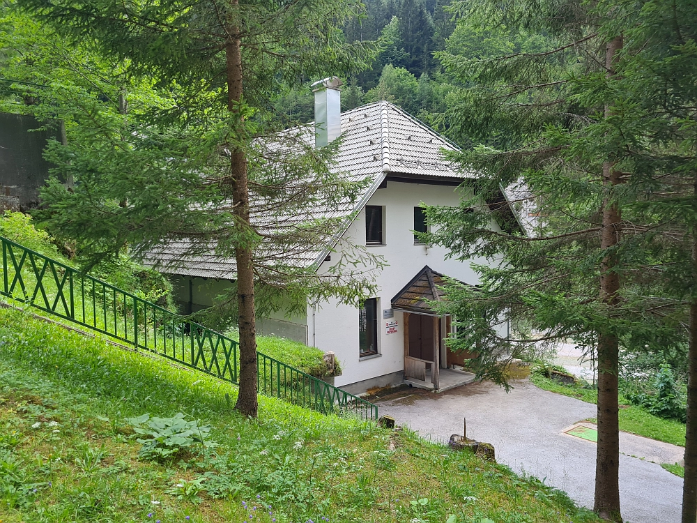 Slika je vidna v Google Chromu.