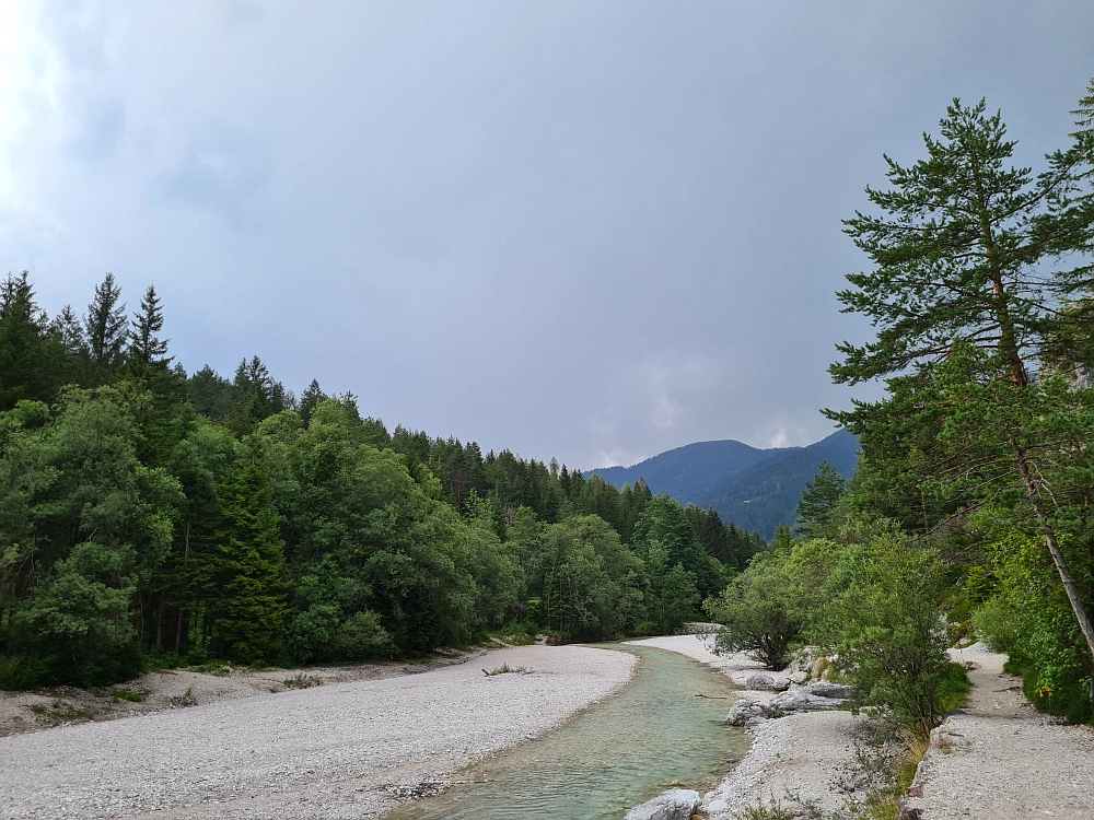 Slika je vidna v Google Chromu.