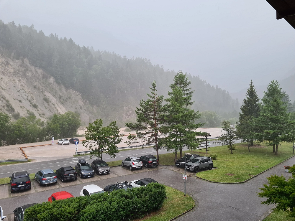 Slika je vidna v Google Chromu.