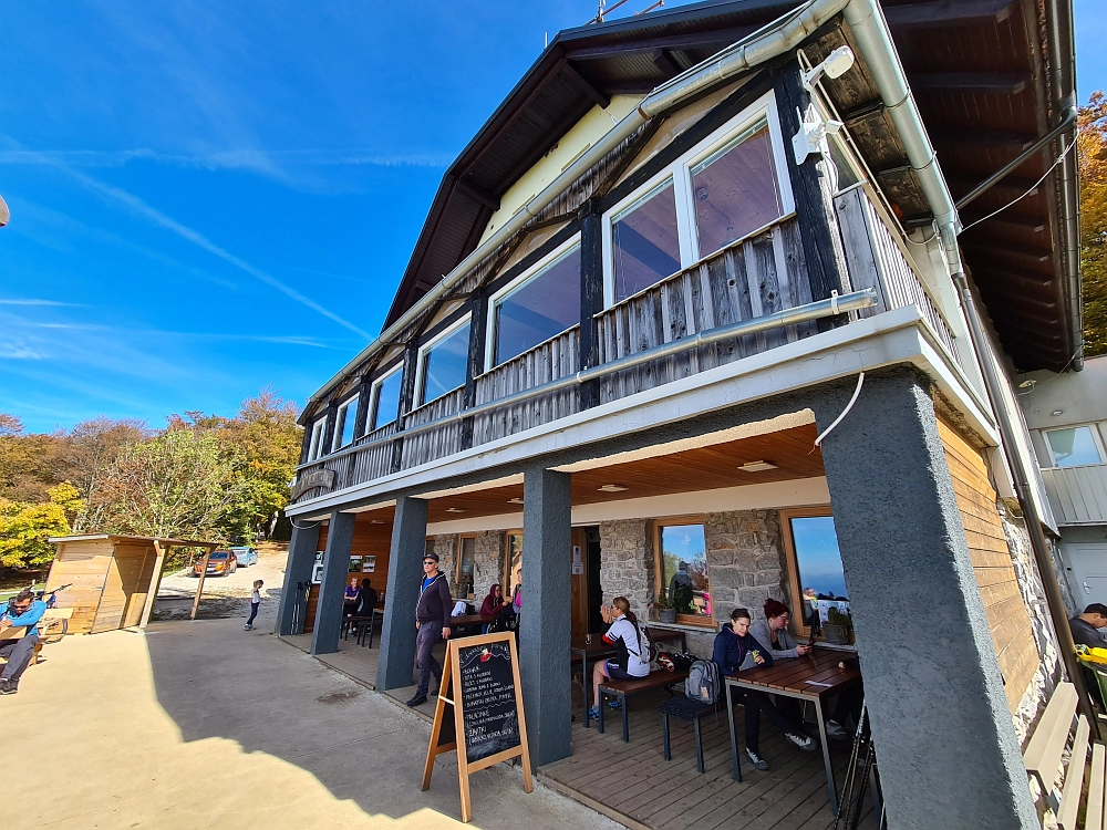 Slika je vidna v Google Chromu.