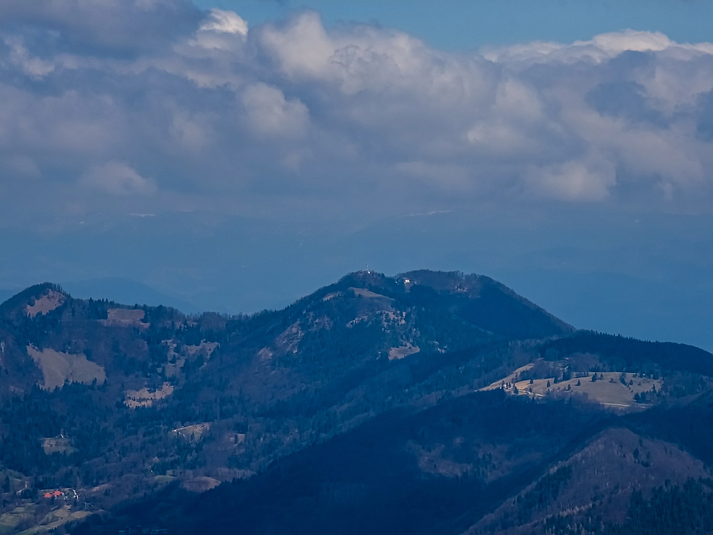 Slika je vidna v Google Chromu.