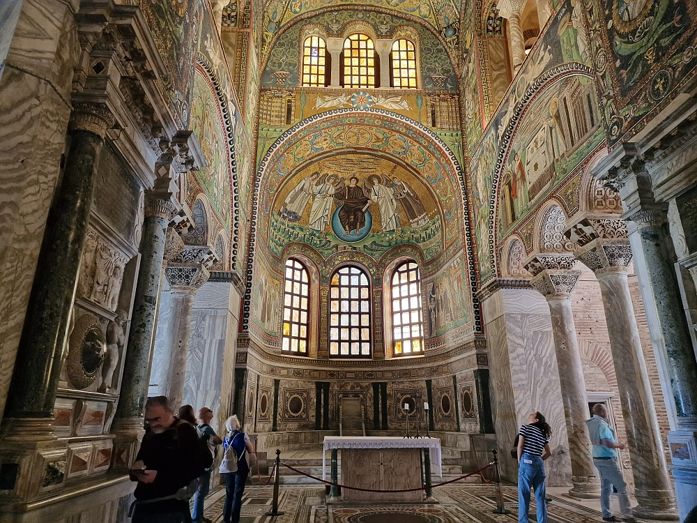 Slika je vidna v Google Chromu.