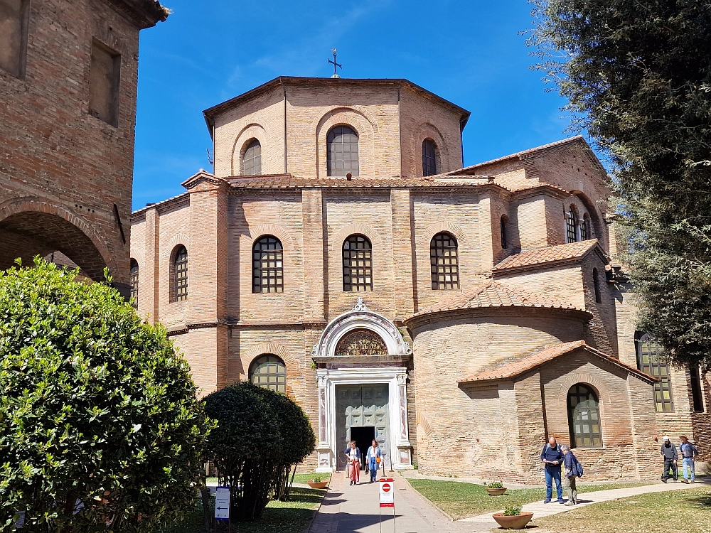 Slika je vidna v Google Chromu.