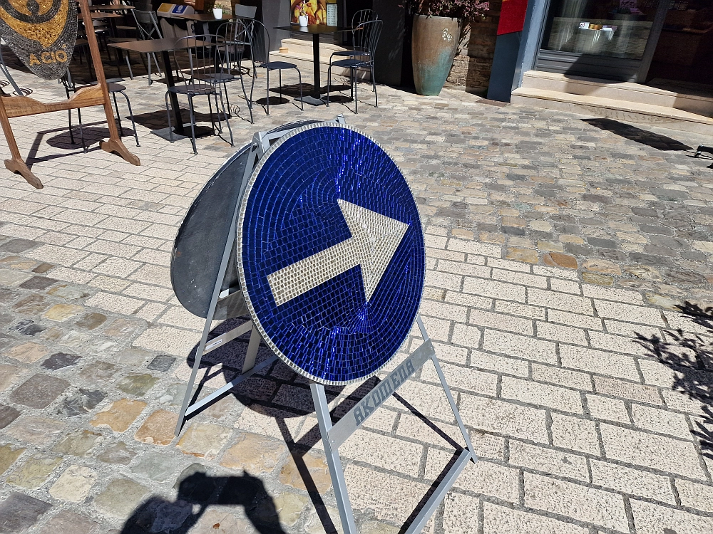 Slika je vidna v Google Chromu.