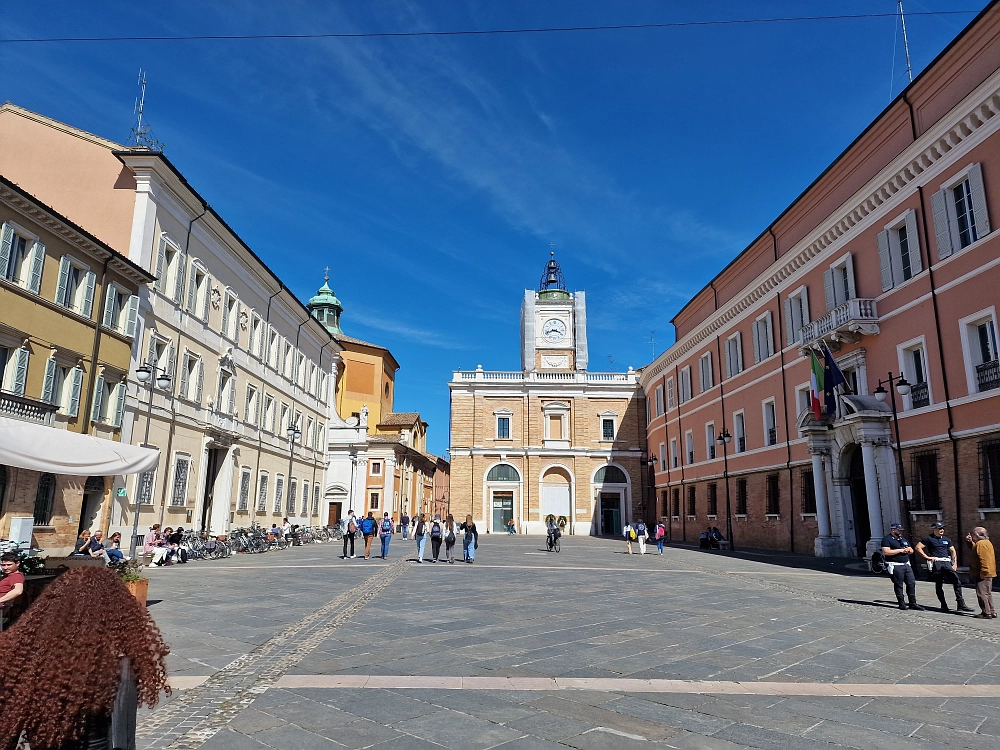 Slika je vidna v Google Chromu.
