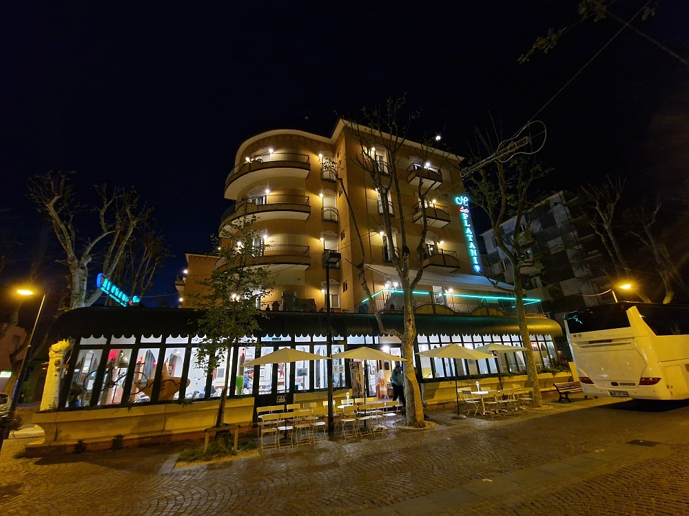 Slika je vidna v Google Chromu.