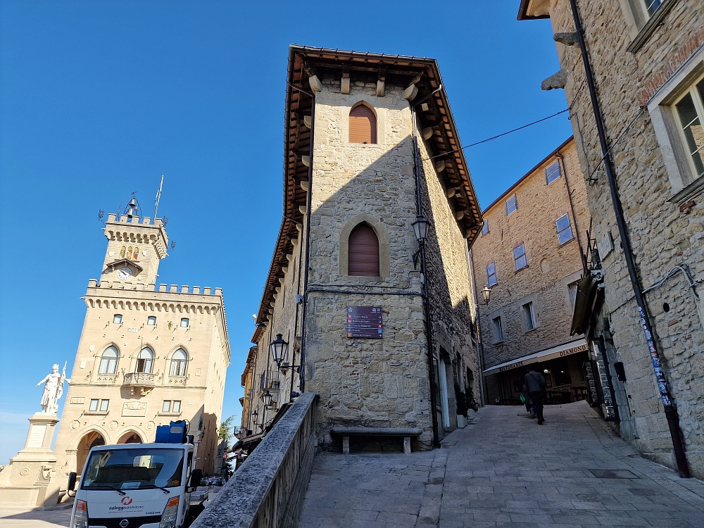 Slika je vidna v Google Chromu.