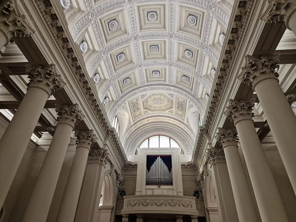 Slika je vidna v Google Chromu.