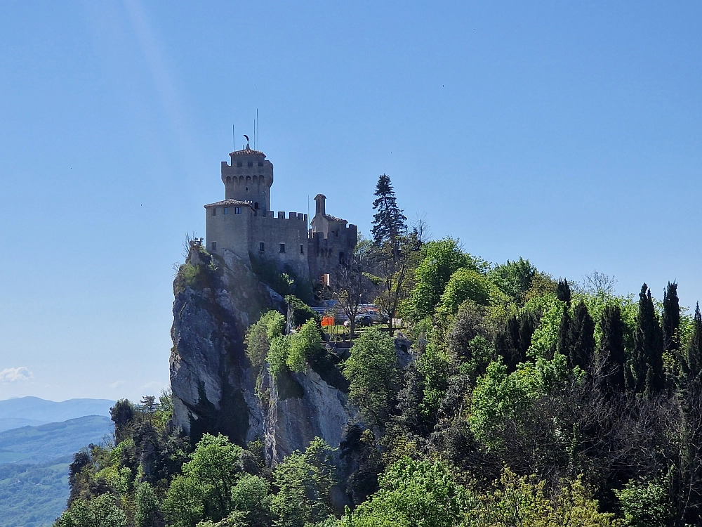 Slika je vidna v Google Chromu.