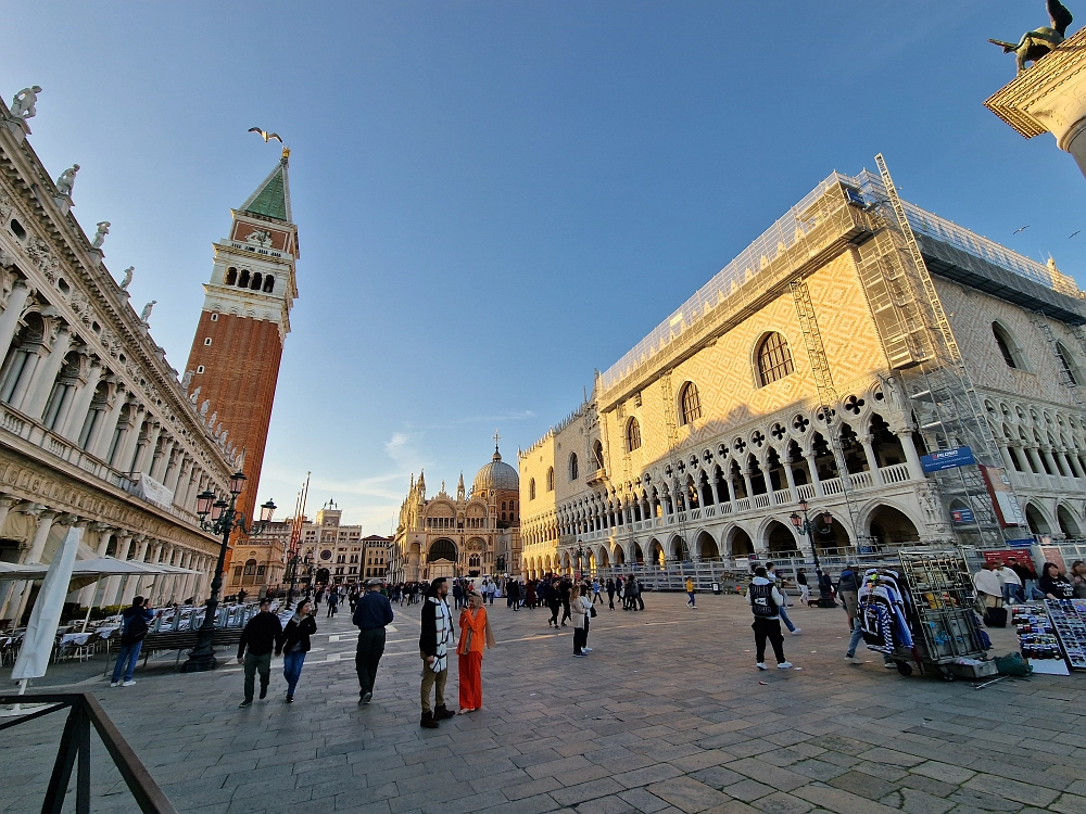 Slika je vidna v Google Chromu.