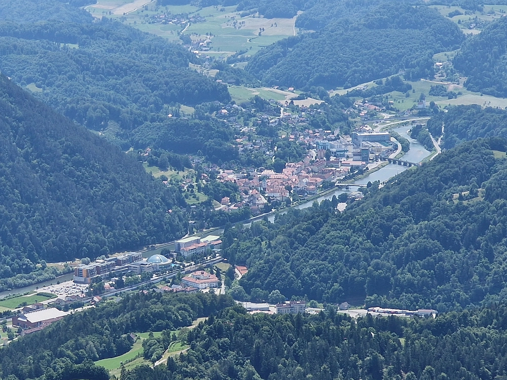 Slika je vidna v Google Chromu.