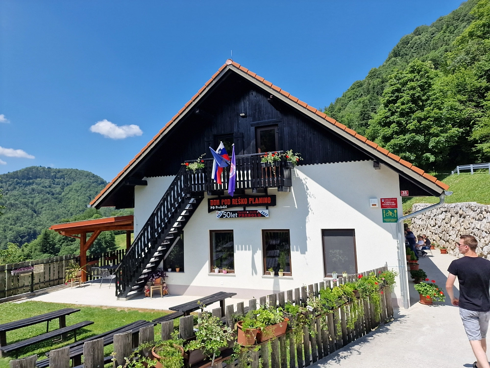 Slika je vidna v Google Chromu.