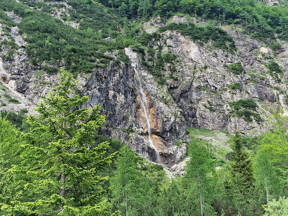 Slika je vidna v Google Chromu.