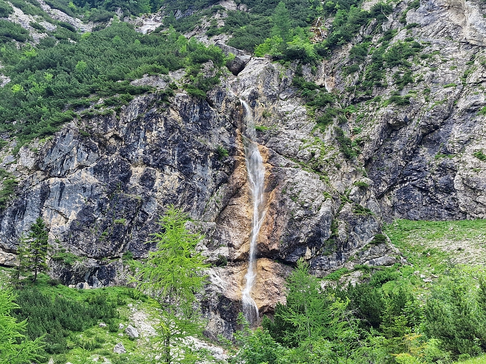 Slika je vidna v Google Chromu.