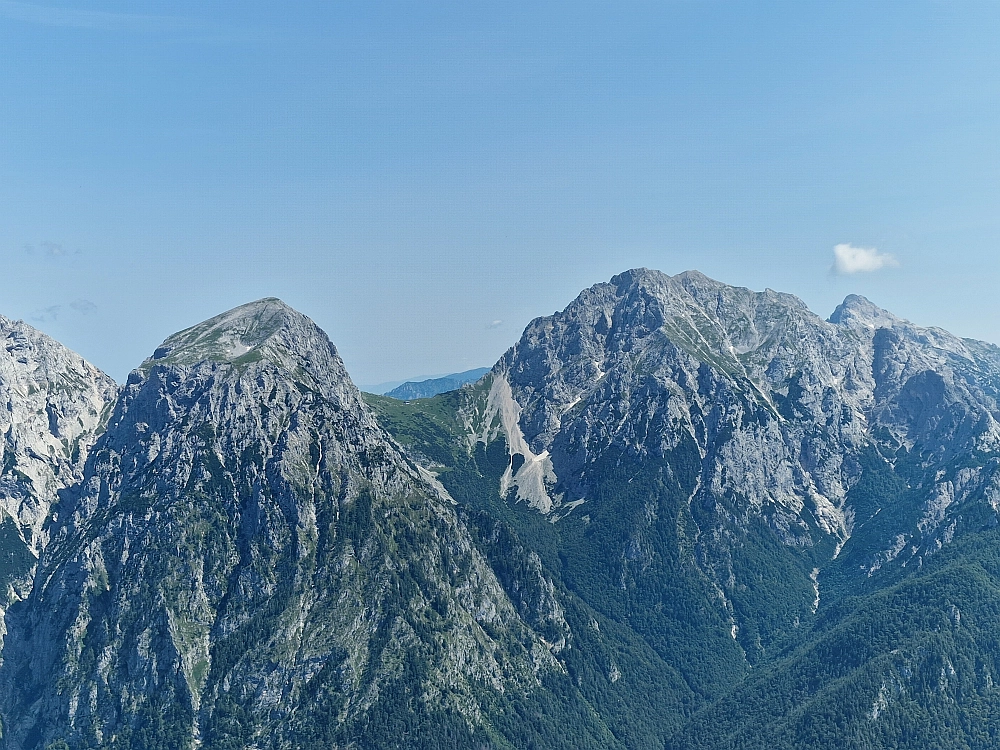 Slika je vidna v Google Chromu.