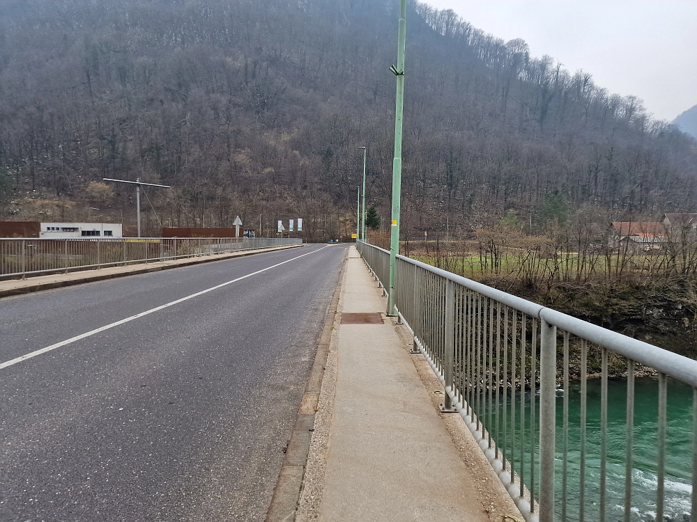 Slika je vidna v Google Chromu.