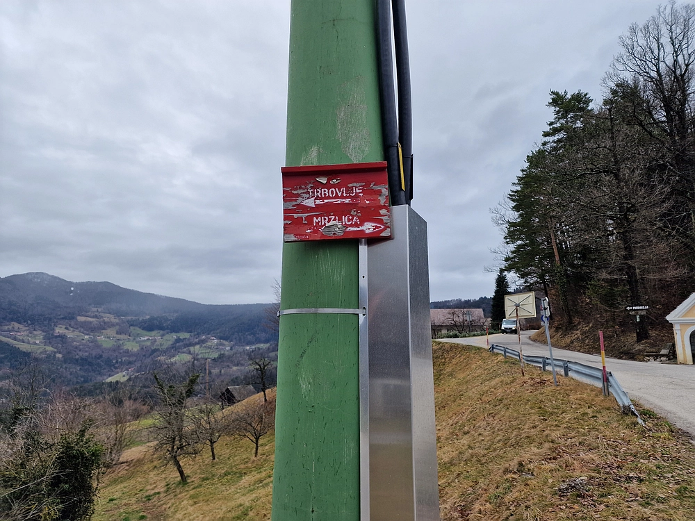 Slika je vidna v Google Chromu.