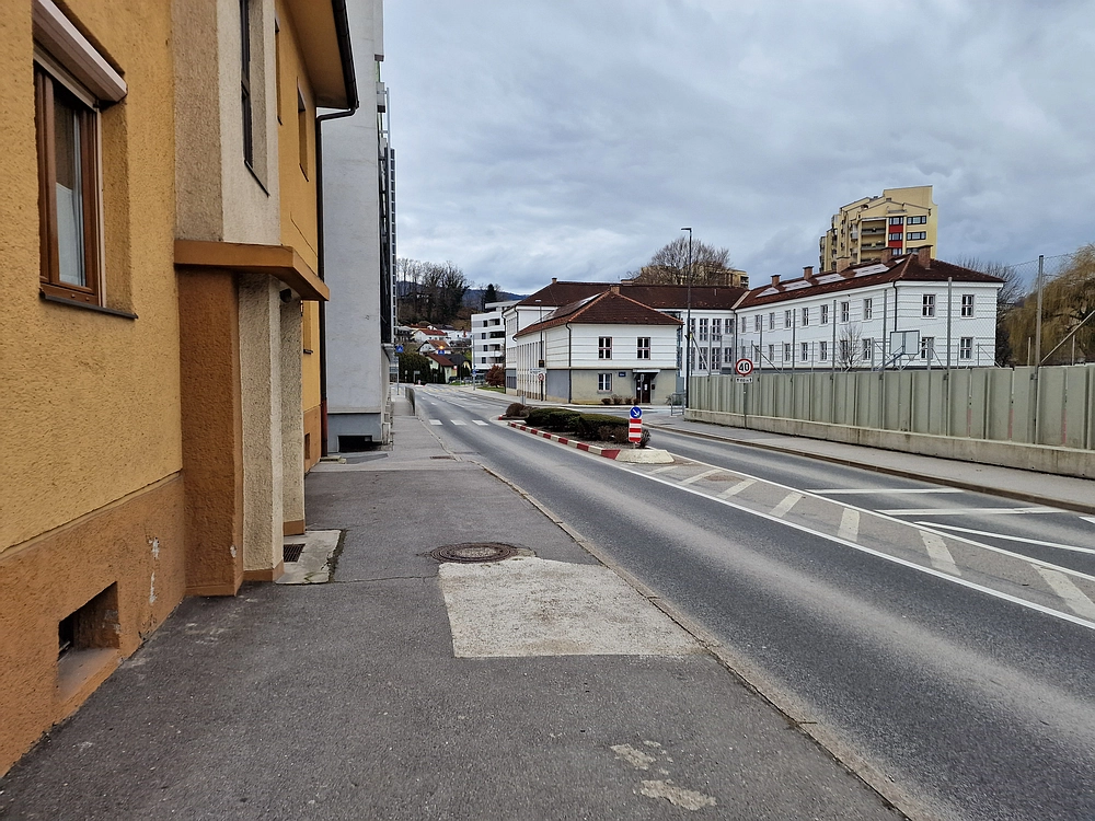 Slika je vidna v Google Chromu.