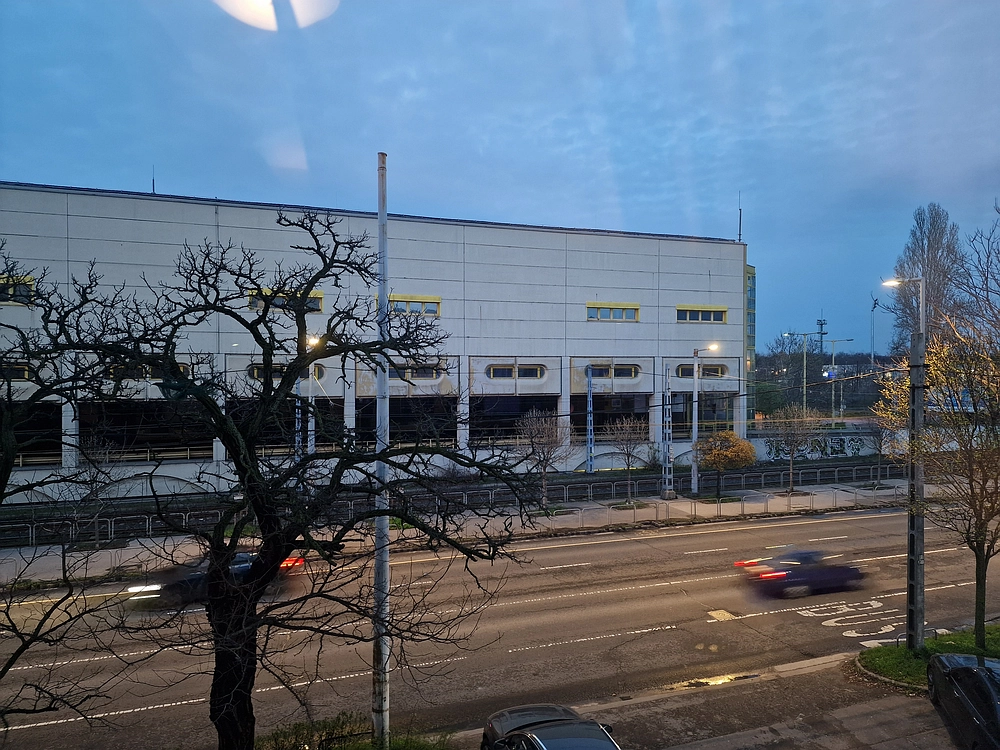 Slika je vidna v Google Chromu.