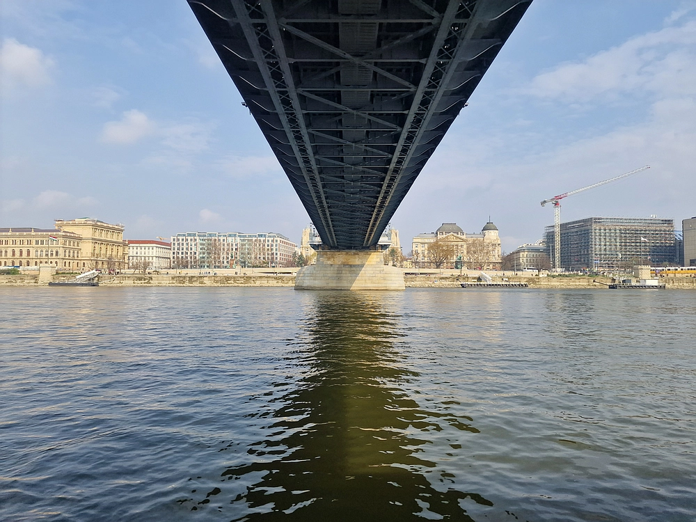 Slika je vidna v Google Chromu.