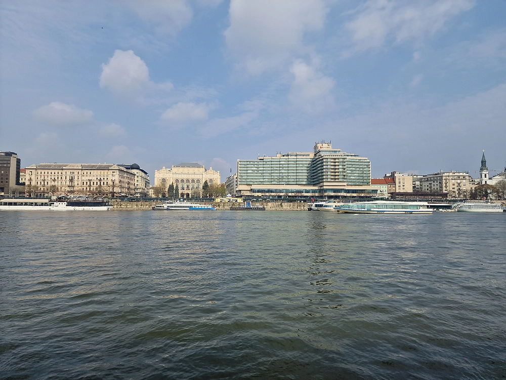 Slika je vidna v Google Chromu.