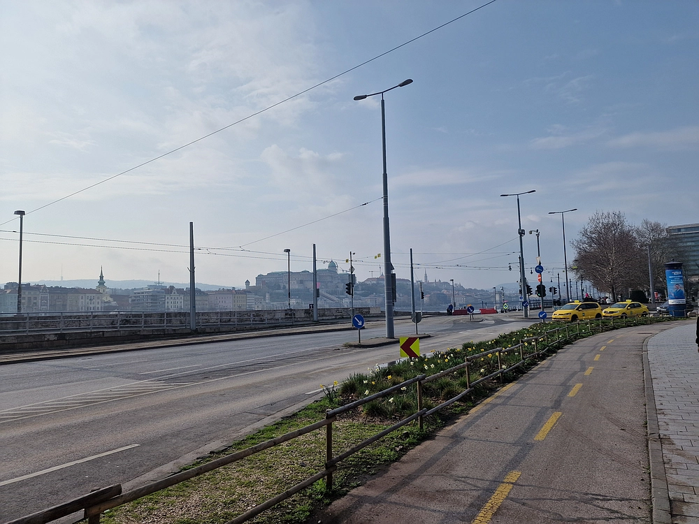 Slika je vidna v Google Chromu.