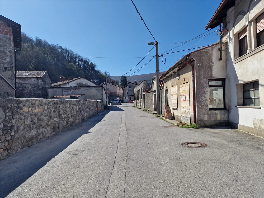 Slika je vidna v Google Chromu.