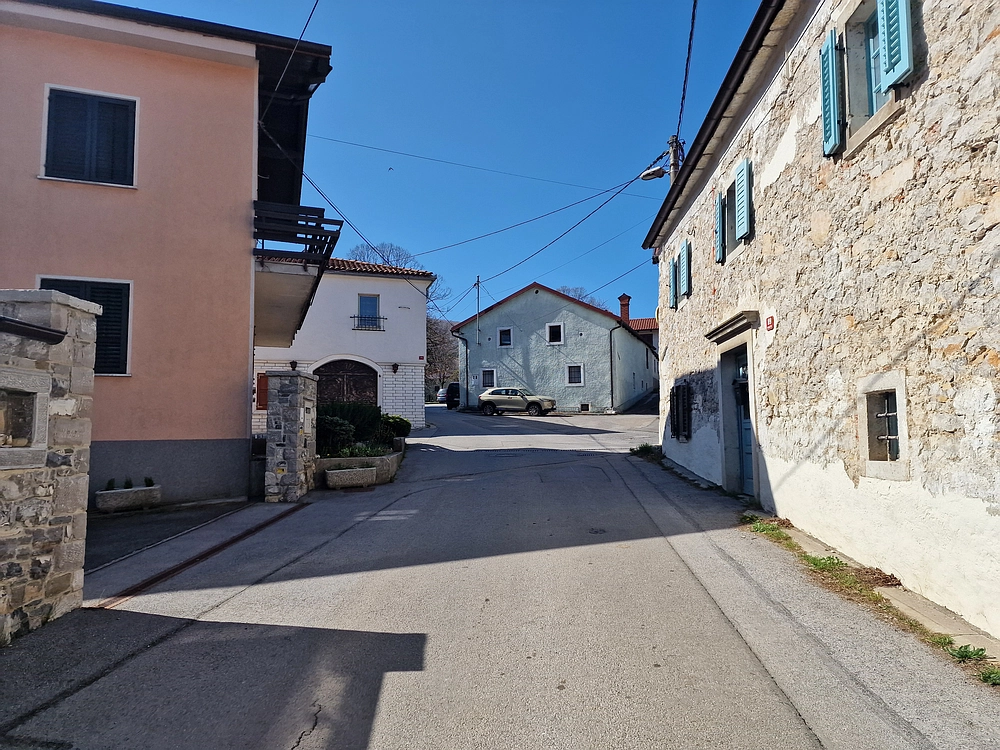 Slika je vidna v Google Chromu.