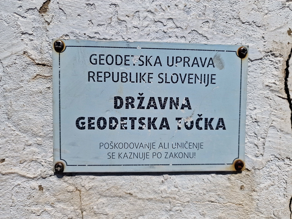 Slika je vidna v Google Chromu.