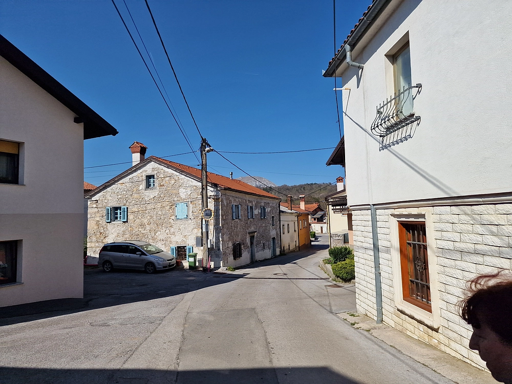 Slika je vidna v Google Chromu.