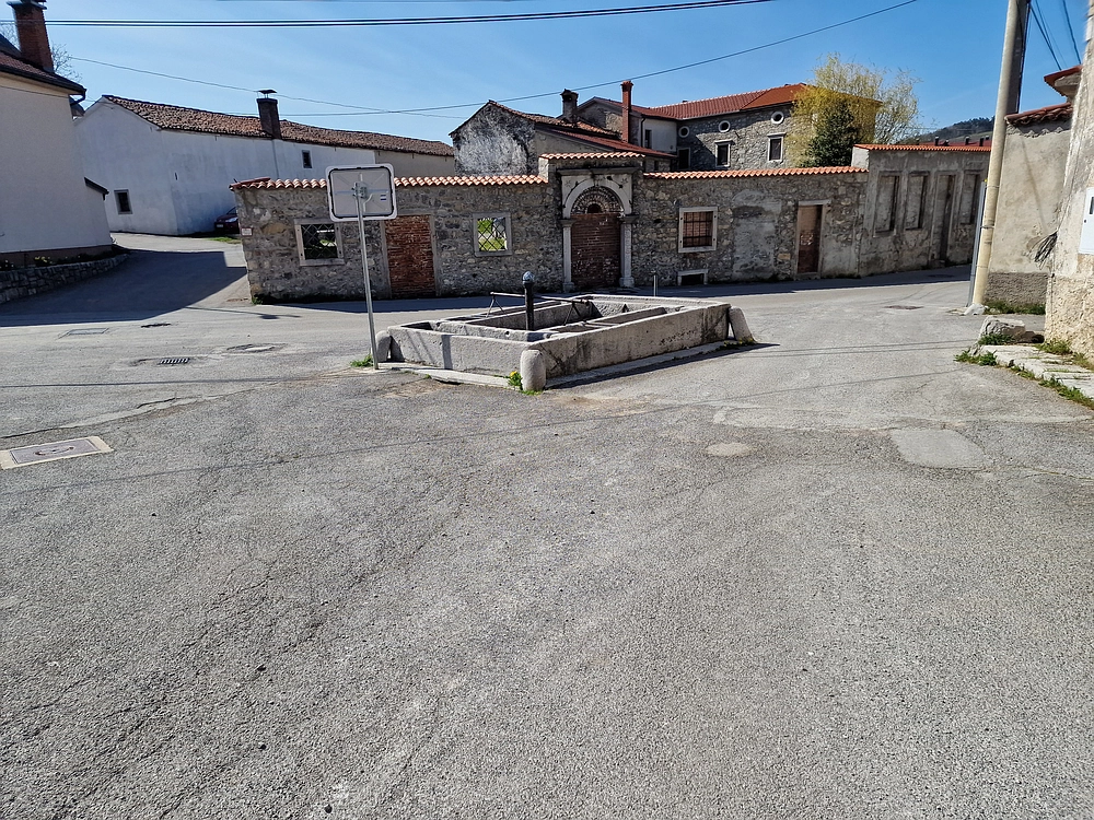 Slika je vidna v Google Chromu.