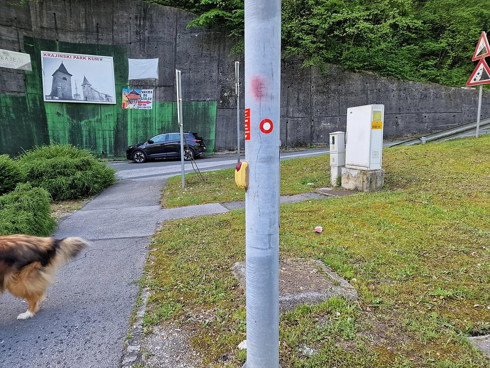 Slika je vidna v Google Chromu.