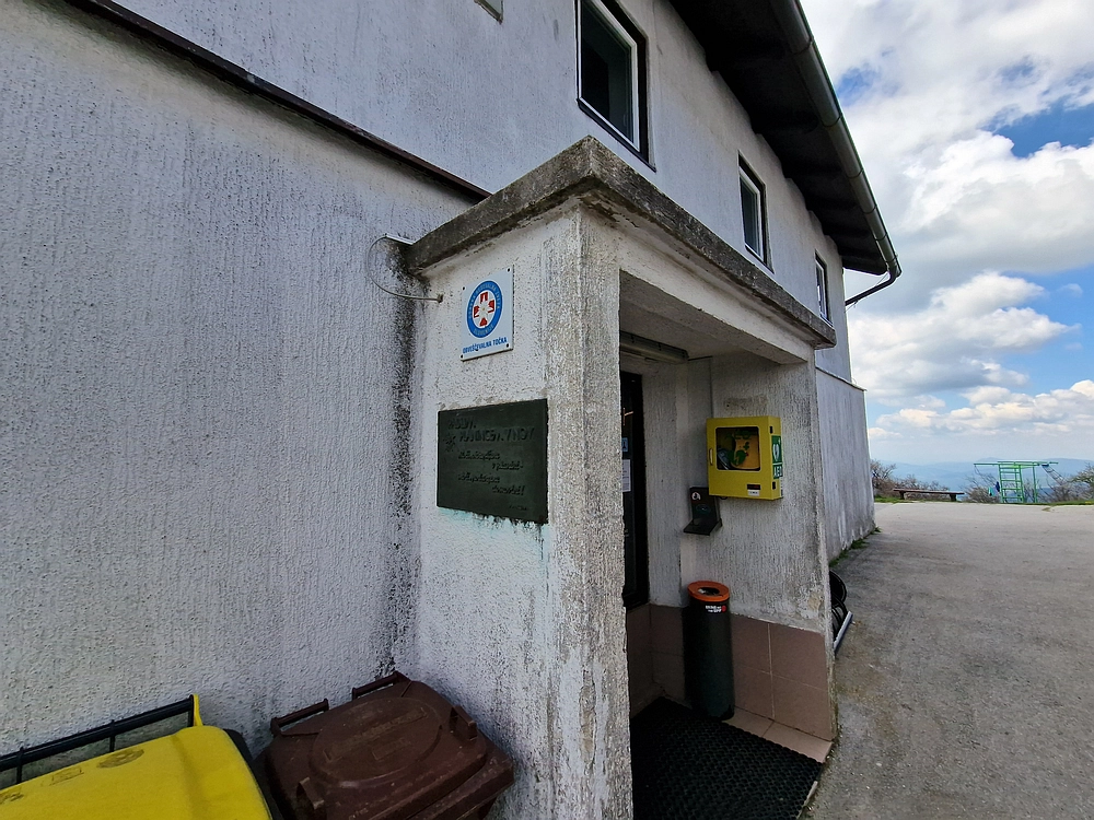 Slika je vidna v Google Chromu.