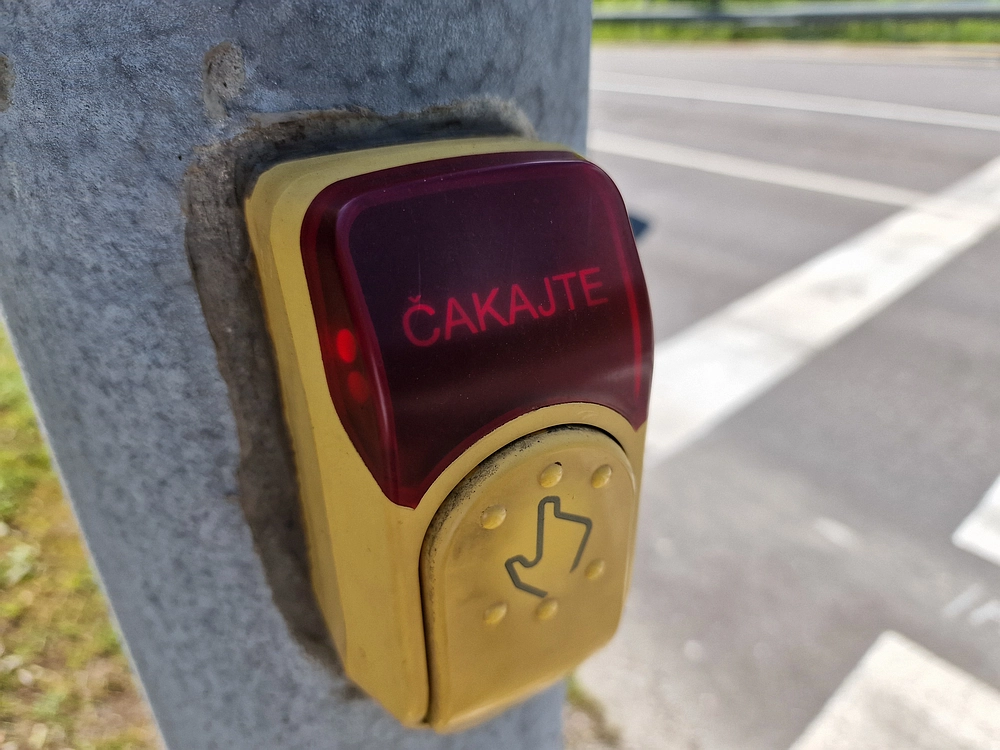 Slika je vidna v Google Chromu.