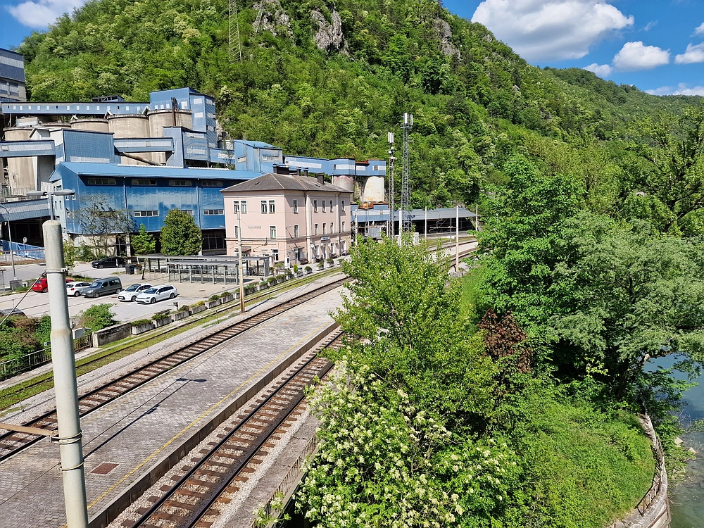 Slika je vidna v Google Chromu.