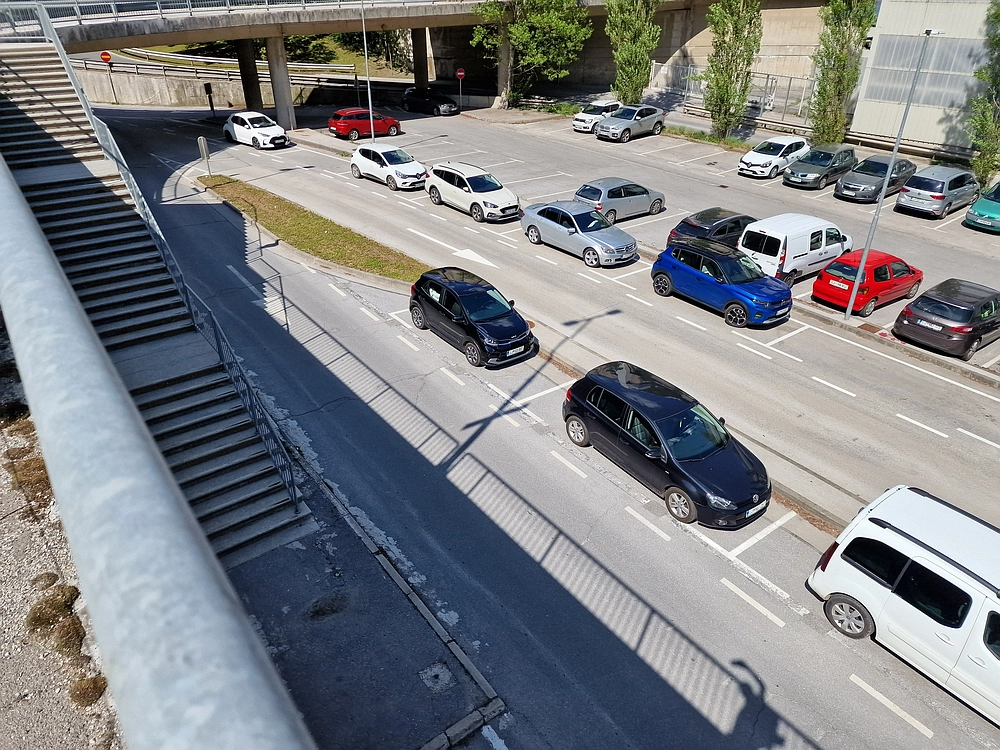 Slika je vidna v Google Chromu.