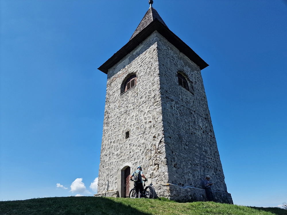 Slika je vidna v Google Chromu.