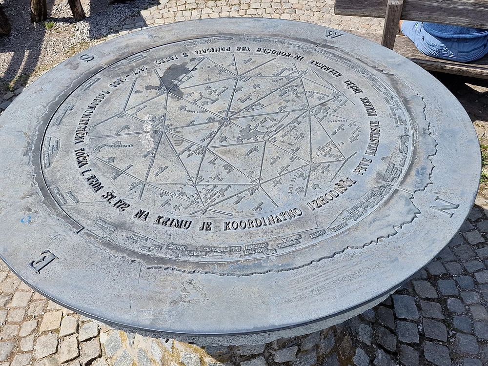 Slika je vidna v Google Chromu.