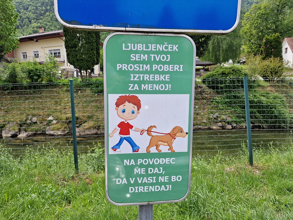 Slika je vidna v Google Chromu.