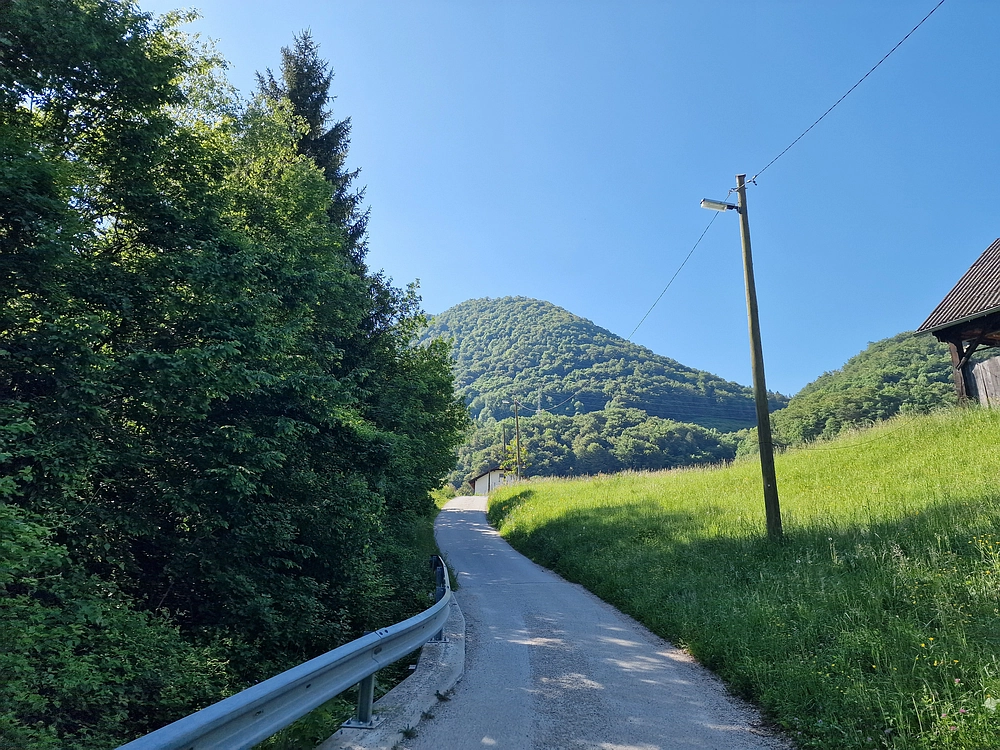 Slika je vidna v Google Chromu.