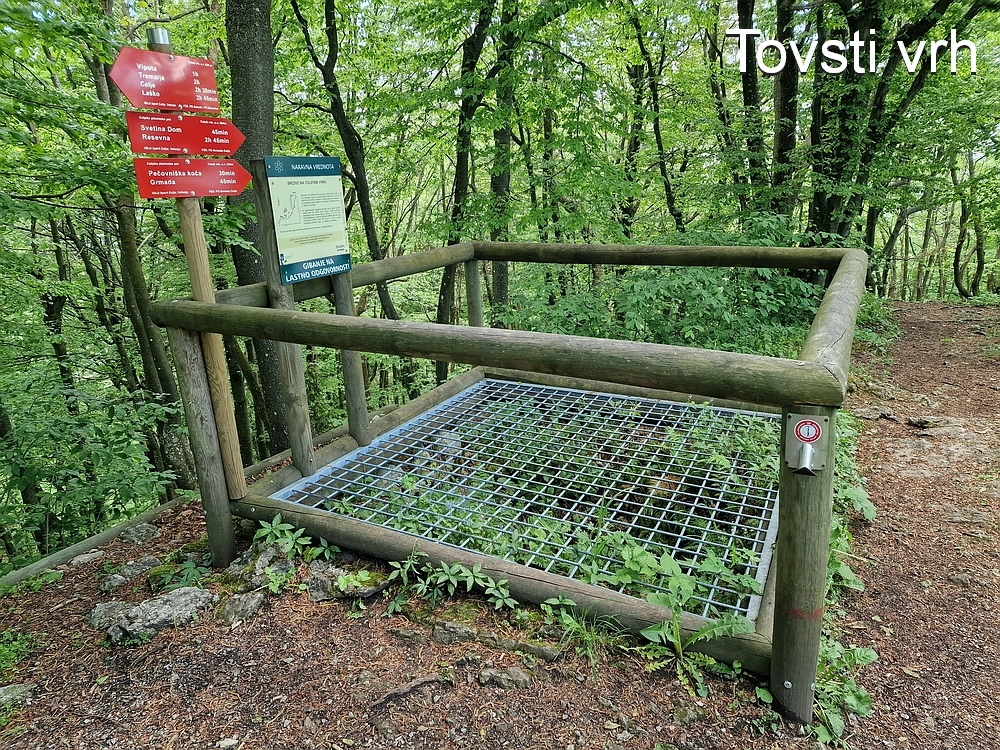 Slika je vidna v Google Chromu.