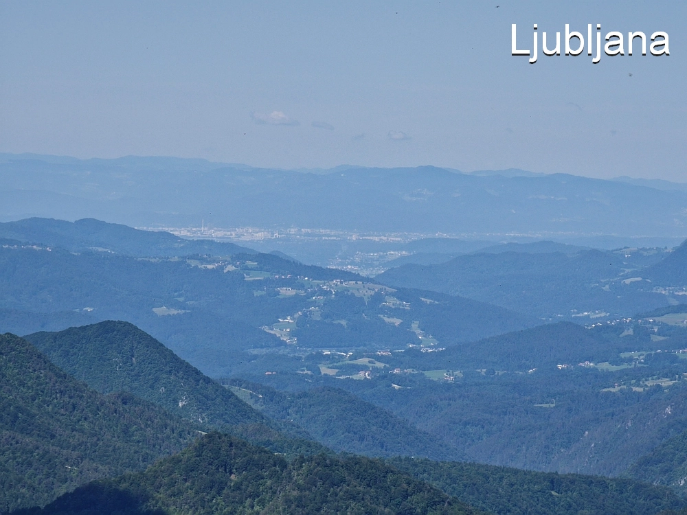 Slika je vidna v Google Chromu.