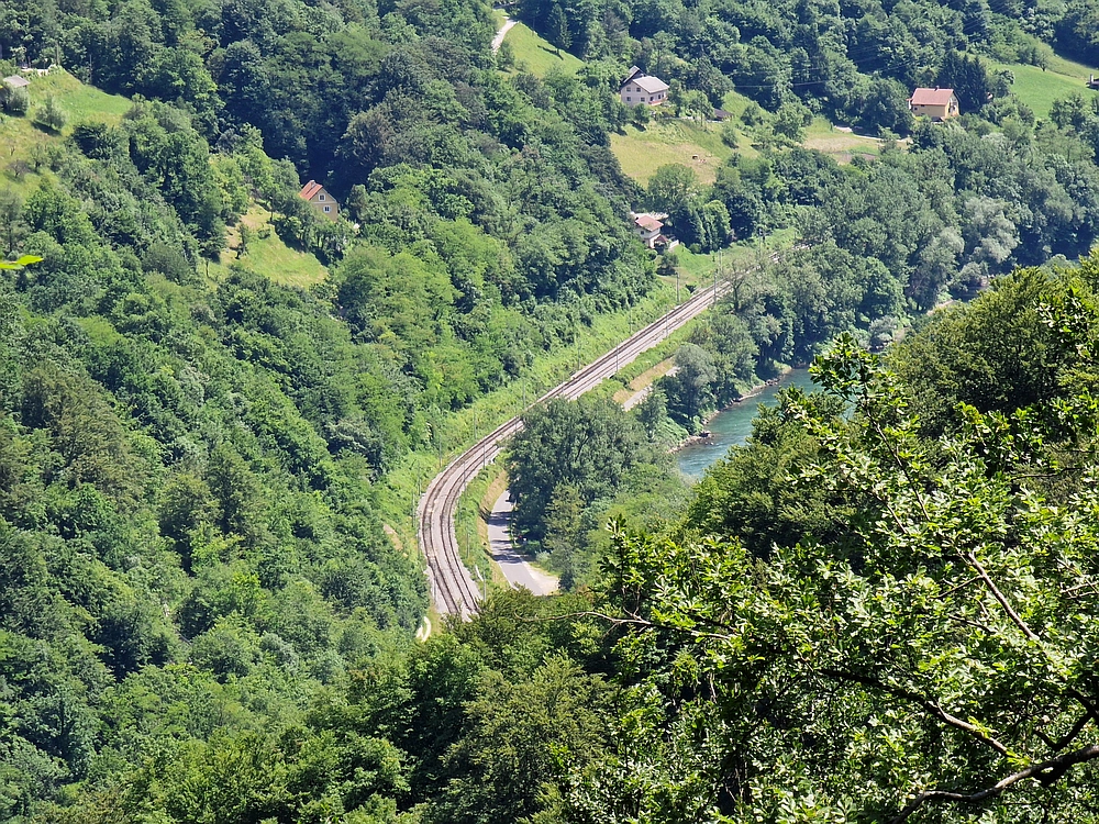 Slika je vidna v Google Chromu.