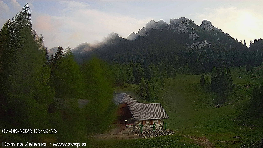 Slika je vidna v Google Chromu.