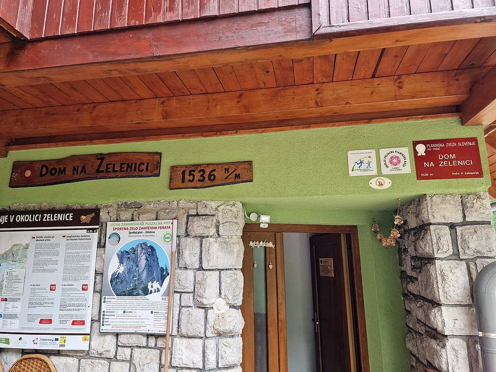 Slika je vidna v Google Chromu.